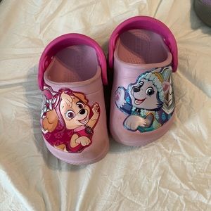 Toddler crocs